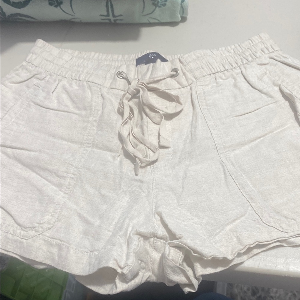 Gap Women's Beige Linen Shorts XSR